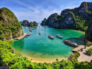 Halong Bay Escape: A Vietnamese Cruise Getaway - 6 Nights & 7 Days